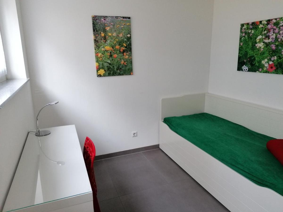 Moderne 3-zimmerwohnung Zentrum Apartment *